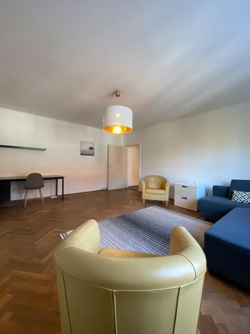 Appartamento Living In The Heart Of Graz Esterno foto